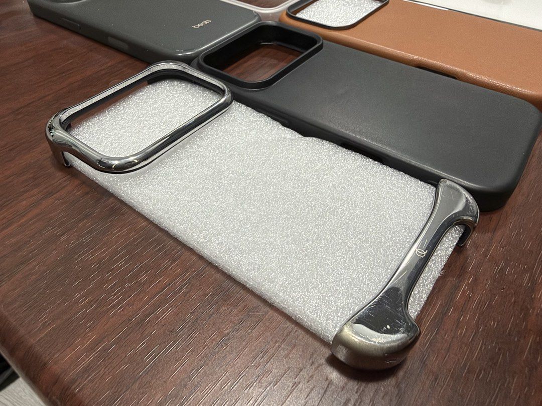 iphone 17 pro cases original (Category: Cases & Sleeves) located in San Fernando. Submitted by decluttermigs (Listing ID 1469991587, Image 2). Description: beats (srp 3k) - 850 apple clear (srp 3k) - 850 arc pulse srp (5k) - 2k the rest 15 ‼️cases have visible scratches and few cracks, OK condition.