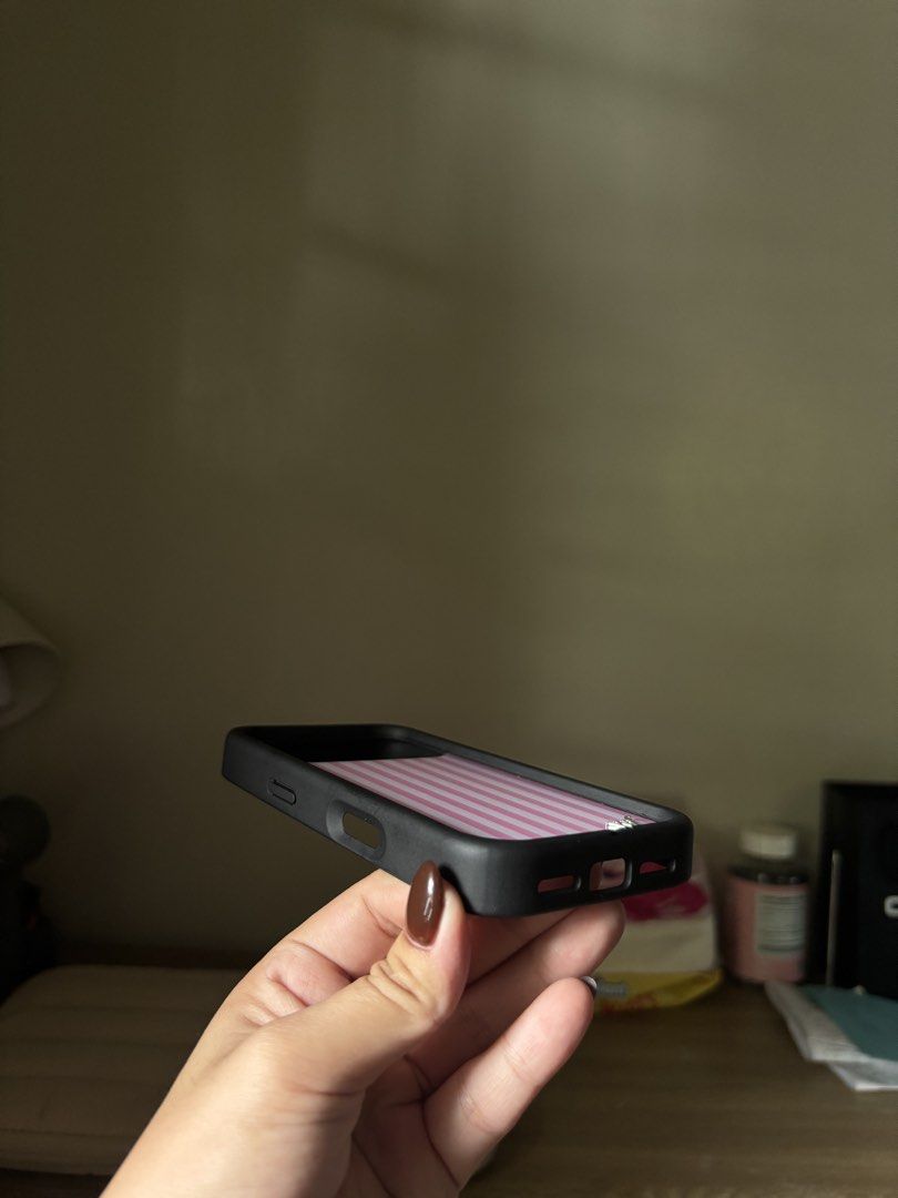 Iphone 17 pro Wf case (Category: Cases & Sleeves) located in Bulacan. Submitted by riverfinds2026 (Listing ID 1469949099, Image 3). Description: Non-negotiable NO COD: PAYMENT FIRST MOP: GO TYME AND MARI BANK COURIER: LALAMOVE FOR SDD AND JNT.