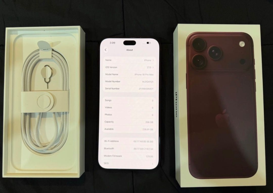Iphone 18 pro max 256gb Burgundy 100% BH Only (Category: iPhone 18 Series) located in Davao. Submitted by clevercrystal_65c5d3 (Listing ID 1470129202, Image 2). Description: .