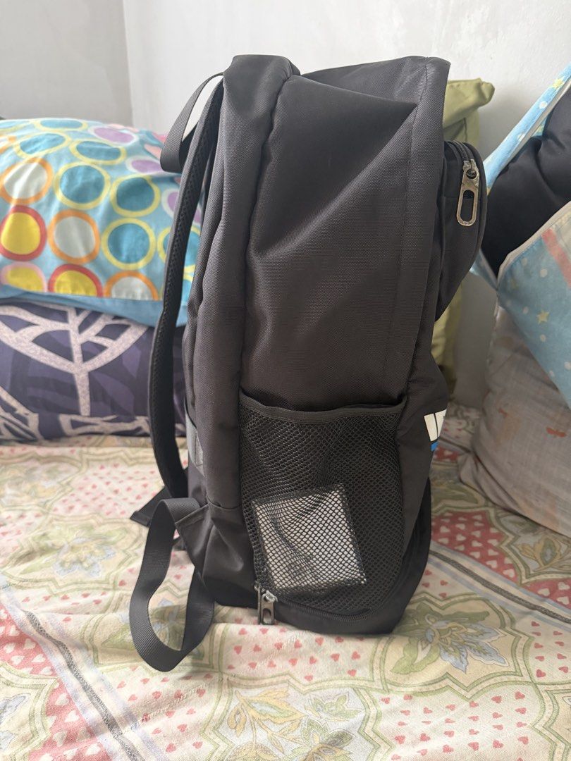 Ironman 70.3 Palawan Backpack 2025 (Category: Backpacks) located in Manila. Submitted by daleyo (Listing ID 1469963669, Image 3). Description: Race kit during the Ironman 70.3 in Palawan last 2025 See issue at the last photo.