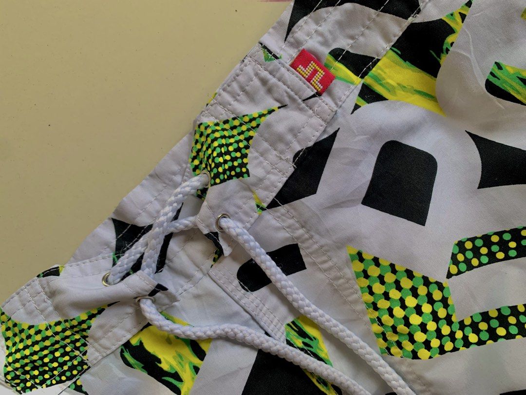 J Lindeberg (Category: Shorts) located in Bacolod City. Submitted by jonathancanon_1o1 (Listing ID 1469964424, Image 3). Description: Dimes: W-34/35 L- 21/22 Adjustable waist with pocket hole in the back. No issue good as new. .