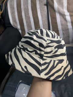 (Category: ) located in . Submitted by mjluxxejapan (Listing ID 1470097628, Image 1). Description: .