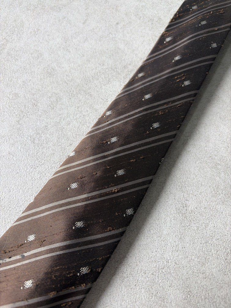 Jean Rochc Necktie (Category: Ties) located in Pasig City. Submitted by chamoisee (Listing ID 1469959357, Image 2). Description: Jean Rochc Necktie.
