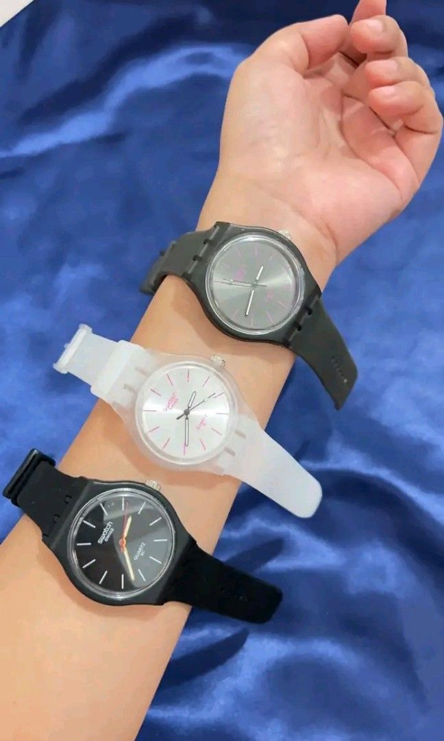 Jelly watch -SWATCH (Category: Luxury Accessories) located in Ragay. Submitted by vincia10 (Listing ID 1470010468, Image 2). Description: JELLY SWATCH.