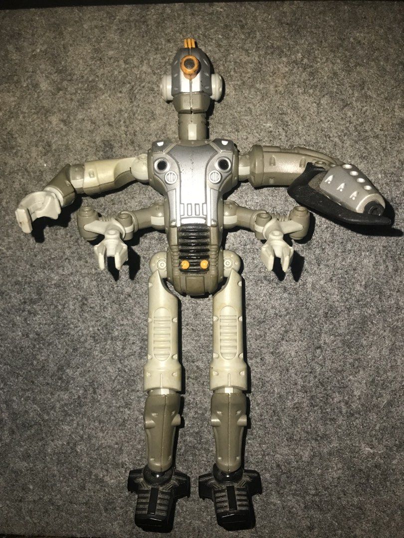 Jens 2002 LEGO Galidor Theme Toy (Category: Lego & Building Sets) located in Manila. Submitted by cncollects (Listing ID 1470106762, Image 1). Description: Details: 📌WYSIWYG 📌Authentic with markings✅ 📌Paint chips, wear and tear 📌 Head Piece Working Gimmick 📌Height: 9 inches 📌Bawal sa maarte 📍Marilao, Bulacan 🛵 JNT Only ✉️ Send a message to inquire.