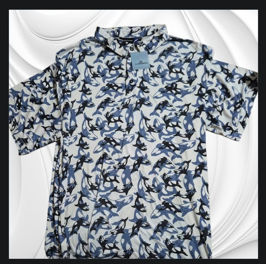 j.lindeberg Golf Polo Shirts (Category: Tshirts & Polo Shirts ) located in Paranaque City. Submitted by calm_youngstore7 (Listing ID 1470105603, Image 3). Description: BIG DISCOUNTS ON GOLF SHIRTS! LUMITED SIZES AVAILABLE - Brand: J.Lindeberg - Condition: Brand new with tags (BNWT) - Options: Buy as a bundle or individually - Designs: Turquoise with white chest stripe, Blue & white killer whale print, Black & white geometric pattern - Features: C