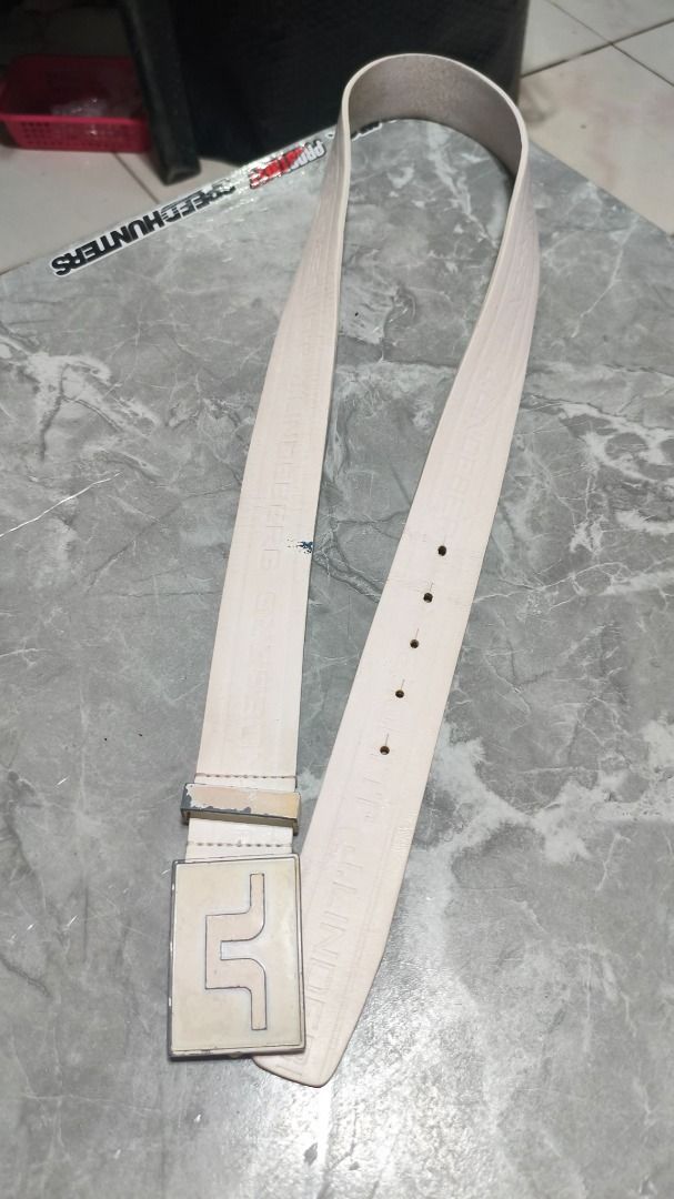 Jlindeberg Leather Belt (Category: Belts) located in Caloocan City. Submitted by lorkan04 (Listing ID 1470055259, Image 1). Description: Authentic Size 34-35 Waist Need Repaint Good Condition Genuine Leather .