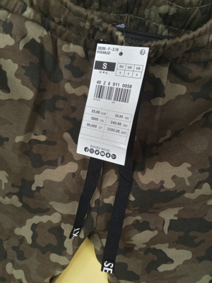 Jogger Pants Camouflage Size: Small (Category: Other Bottoms) located in Navotas City. Submitted by vanilla_sandalwood (Listing ID 1469991476, Image 3). Description: -Brand new -Brand: Follow Me -Color: Camouflage -Fabric Cotton Stretch -Size: Small.