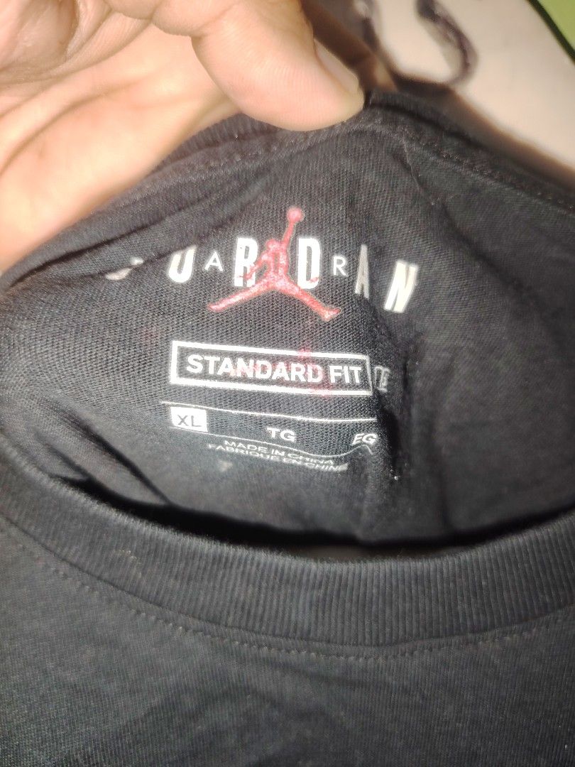 JORDAN (Category: Tshirts & Polo Shirts ) located in Pasig City. Submitted by michelle.asuki (Listing ID 1470061828, Image 2). Description: JORDAN SHIRT EXCELLENT LARGE 22 WIDTH 28 LENGHT 500.