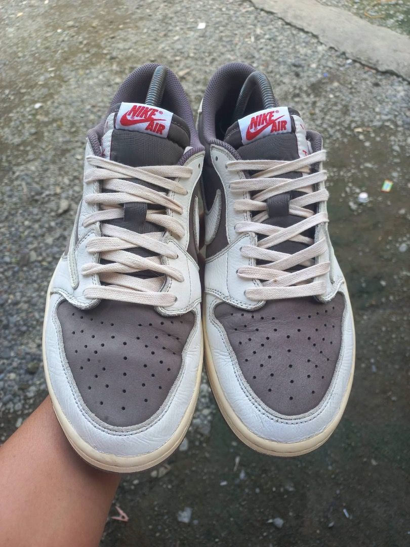 Jordan 1 Low Travis Scott Reverse Mocha (Category: Sneakers) located in Albuera. Submitted by maglinte23 (Listing ID 1470059463, Image 2). Description: Jordan 1 Low Travis Scott Reverse Mocha Size 12 US Mens Lightly Worn.