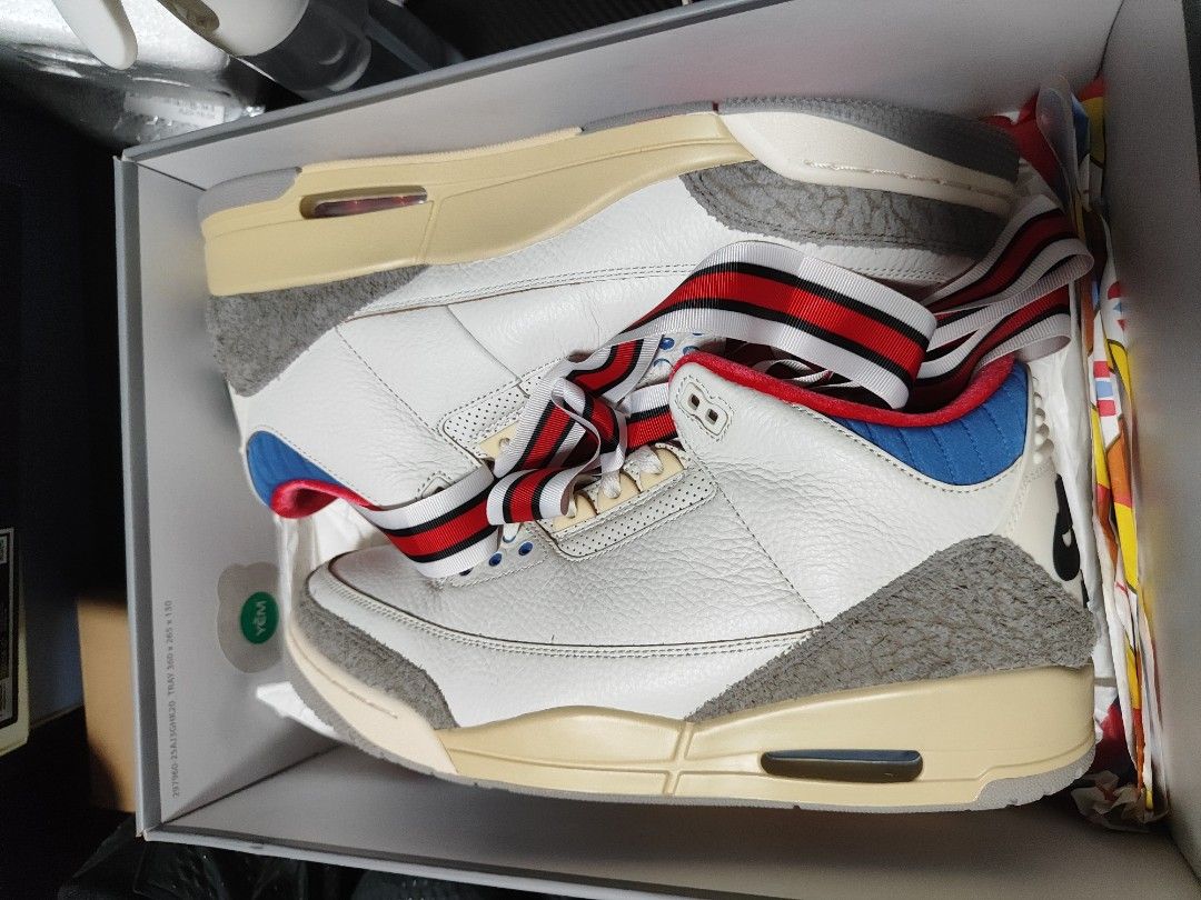 jordan 3 seoul (Category: Sneakers) located in Angono. Submitted by jovitonav (Listing ID 1469960658, Image 2). Description: Complete size 13 authentic.