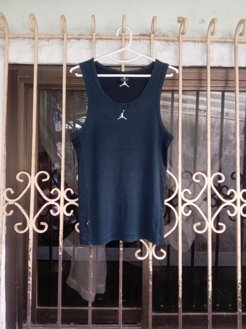 Jordan Dri-FIT Black Tank Top Size M (Category: Activewear) located in Nagcarlan. Submitted by asd0606 (Listing ID 1470041813, Image 1). Description: Jordan Tank Top Dimes:18x26 Color Rate:9/10 Excellent Condition Issue:None 499+ship Embroidered Logo.