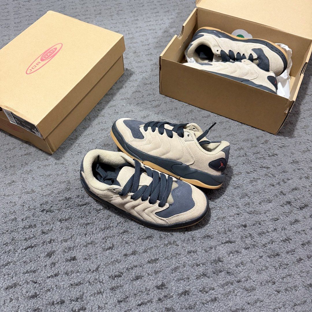 Jordan Session Khaki GS (Category: Babies & Kids Fashion) located in Cavite. Submitted by acentials (Listing ID 1470059215, Image 1). Description: Jordan Session Khaki GS sz 4y/5.5w sz 5y/6.5 BNEW Php 1k each.