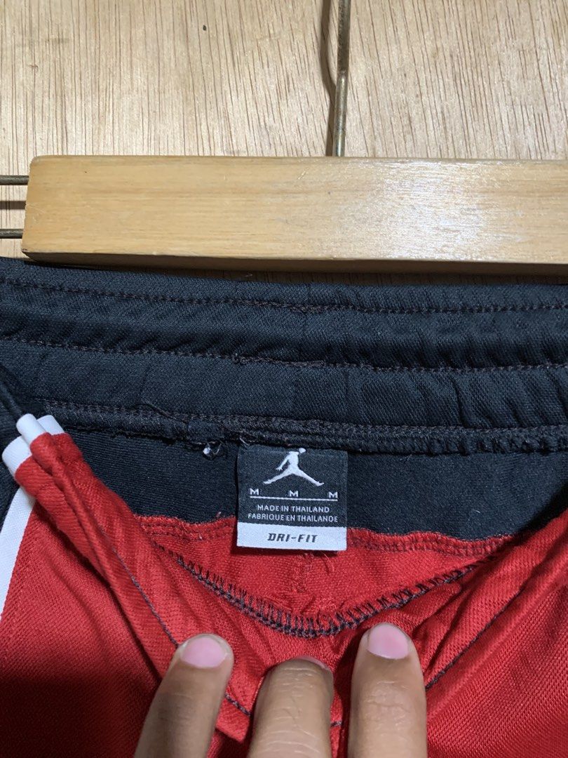 Jordan Short (Category: Shorts) located in Cebu City. Submitted by handpickedxthrift (Listing ID 1469948390, Image 3). Description: Jordan Short Excellent 30-32 x 21 No issue Color rate 9.8/10 DM interested📩.