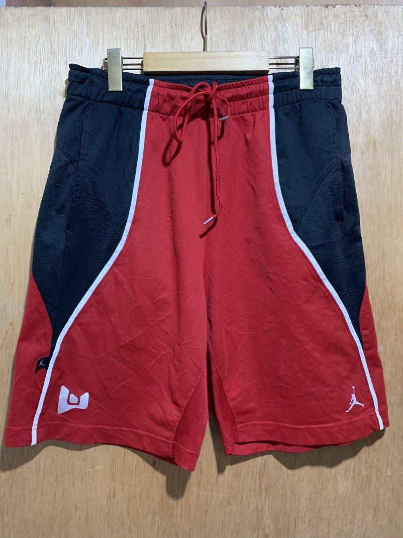 Jordan Short (Category: Shorts) located in Cebu City. Submitted by handpickedxthrift (Listing ID 1469948390, Image 1). Description: Jordan Short Excellent 30-32 x 21 No issue Color rate 9.8/10 DM interested📩.