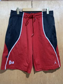 (Category: ) located in . Submitted by handpickedxthrift (Listing ID 1469948390, Image 1). Description: .