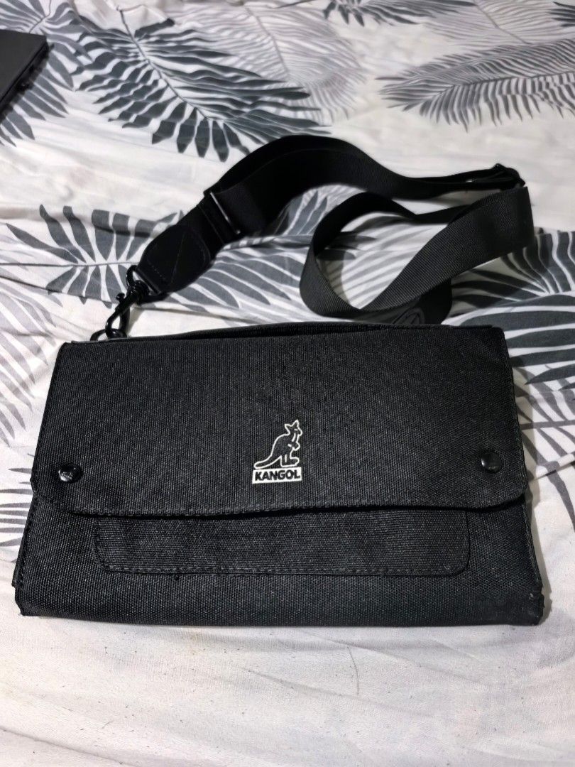 Kangol Canvas Sling Bag (Category: Sling Bags) located in Batangas. Submitted by theitemspot (Listing ID 1470066294, Image 1). Description: Very Nice condi Cympre OG OG Lahat ng details naka kangol Issue - May sbrng liit na kurot sa ilalim..di nmn halata.