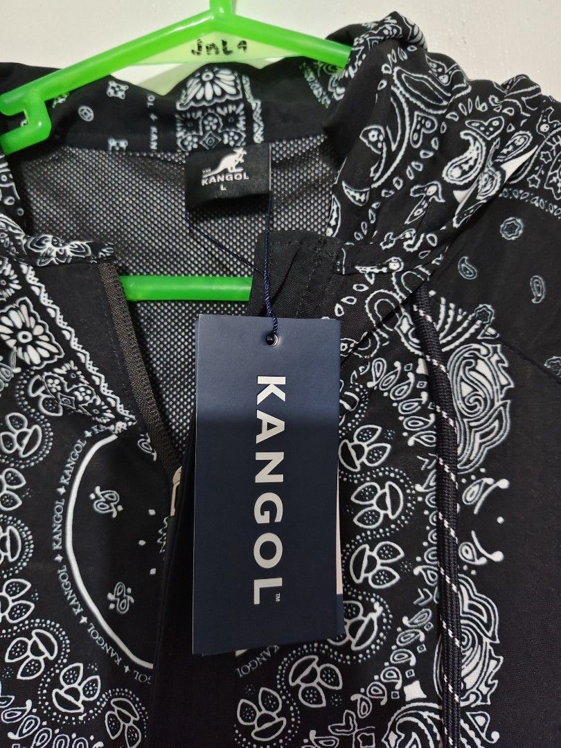 KANGOL printed hoodie jacket (Category: Coats, Jackets and Outerwear) located in Baguio. Submitted by taishuiha2026 (Listing ID 1470112225, Image 2). Description: .
