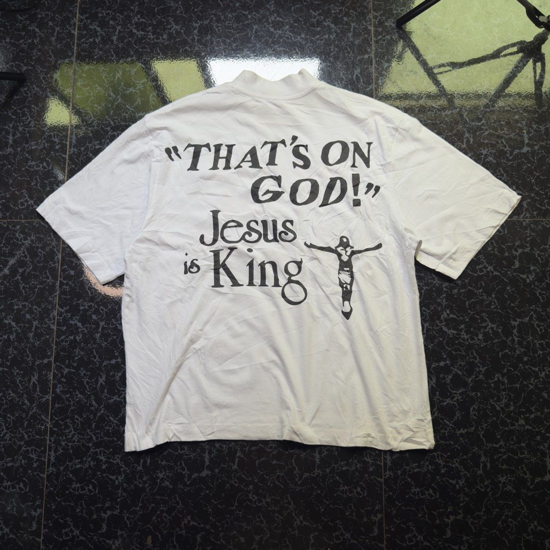 Kanye’s Trust God “Thats on God” Tee (Category: Tshirts & Polo Shirts ) located in Ozamiz City. Submitted by vanouy (Listing ID 1469982841, Image 1). Description: Very small pinhole.