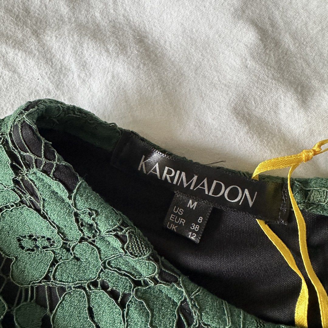 KARIMADON - Green Lace Cropped Top (Category: Others Tops) located in Makati City. Submitted by uniquefindsonly.ph (Listing ID 1470019294, Image 3). Description: 📍Makati Brand: Karimadon Size on tag: M Fits small-medium Brand new Still with tags Original price: ₱1,499 Selling for: ₱700 No flaws.
