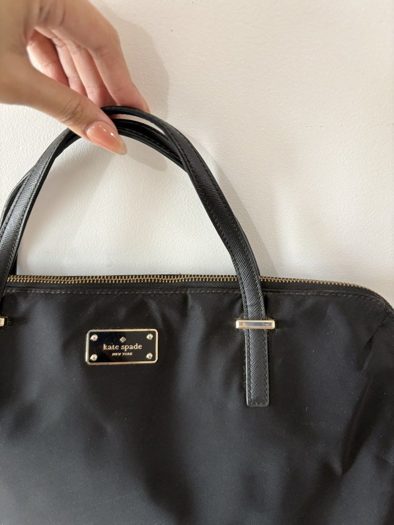 Kate Spade Laptop Bag (Category: Laptop Bags & Sleeves) located in Davao. Submitted by air3cl (Listing ID 1470004640, Image 2). Description: Authentic Kate Spade Laptop Bag - wala na sling - clean lining - super pretty pa.