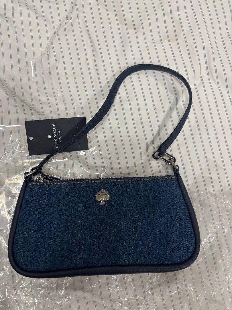 kate spade mini bag (Category: Purses & Pouches) located in Taguig. Submitted by decluterwithmae (Listing ID 1470023553, Image 1). Description: .