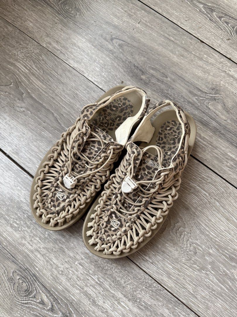 Keen Uneek Interlocked Cord sandals (Category: Slippers & Slides) located in Legazpi City. Submitted by thefelicitythriftwear (Listing ID 1469989134, Image 2). Description: Keen Sandals Size Euro 38 US 7.5 CM 24.5 Excellent Condition No Issue ₱1,280 Disclaimer: This Item of clothing is not affiliated with any of the brands posted or mentioned in this account. All copyright and trademarks are reserved to the original brand owner. .
