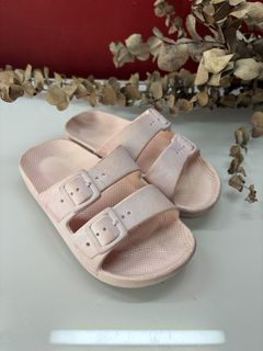 (Category: ) located in . Submitted by coolandchic (Listing ID 1469974899, Image 1). Description: .