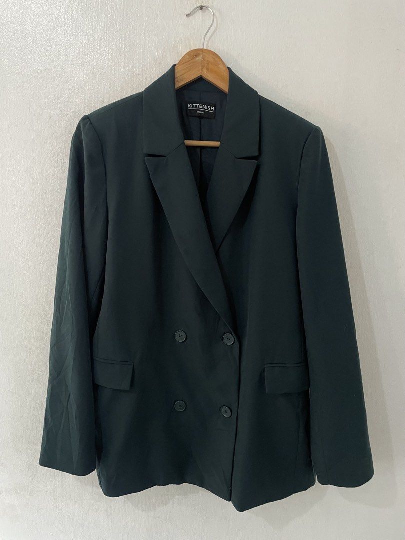 Kittenish Medium womens green double breasted suit coat blazer jacket (Category: Coats, Jackets and Outerwear) located in Quezon City. Submitted by johnofmanila (Listing ID 1469983670, Image 1). Description: Dimes 19 pit to pit 16 shoulder to shldr(padded) 24.5 sleeve length 28 body length Medium Fit Kittenish blazer (140usd bnew) Condition Excellent! Superb! Item storage code b58.