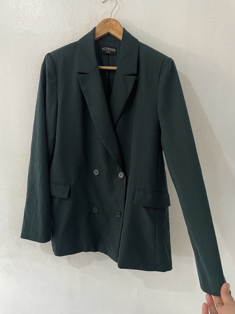 Kittenish Medium womens green double breasted suit coat blazer jacket (Category: Coats, Jackets and Outerwear) located in Quezon City. Submitted by johnofmanila (Listing ID 1469983670, Image 3). Description: Dimes 19 pit to pit 16 shoulder to shldr(padded) 24.5 sleeve length 28 body length Medium Fit Kittenish blazer (140usd bnew) Condition Excellent! Superb! Item storage code b58.
