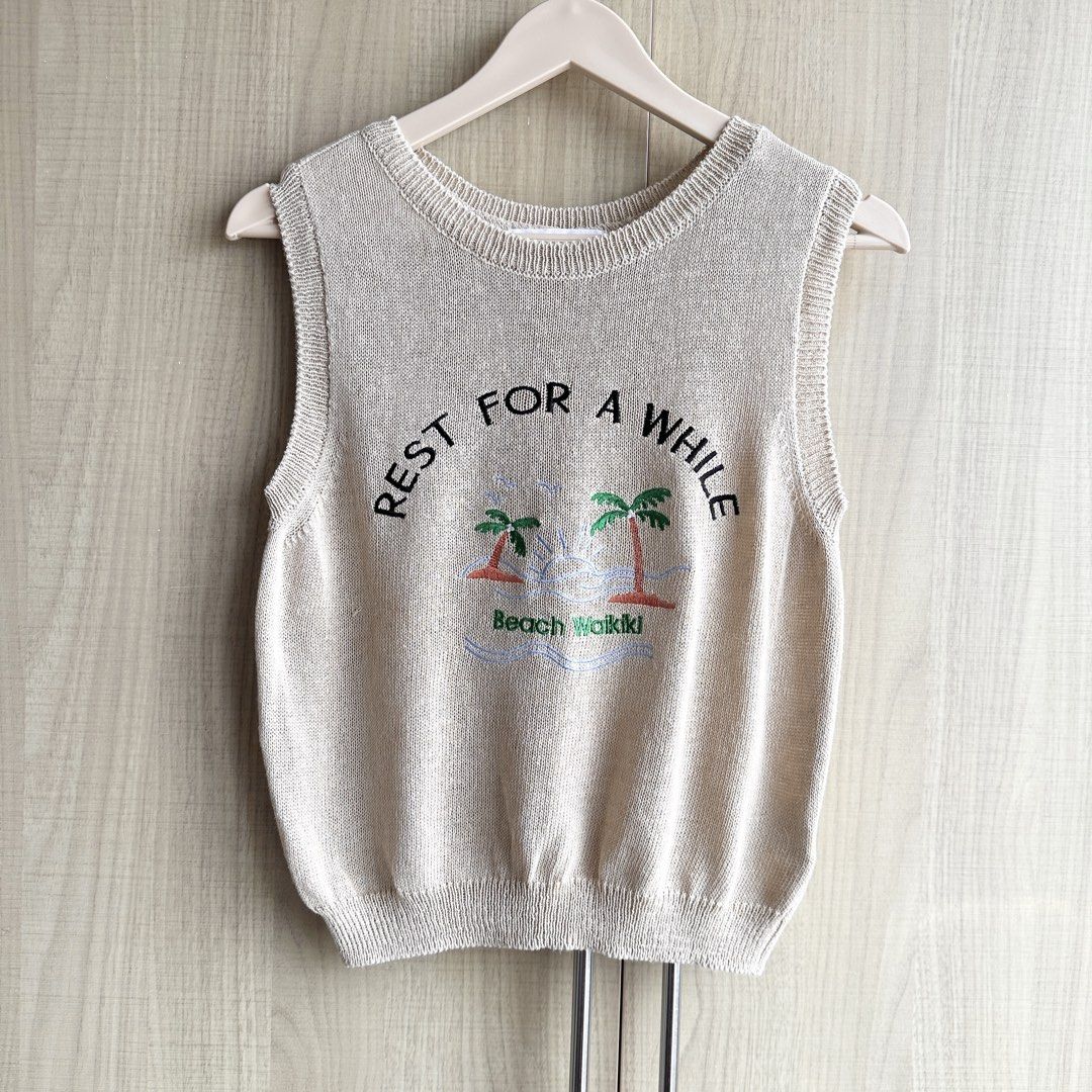 Knit Summer Top with Embroidered Details (Category: Sleeveless) located in Makati City. Submitted by alilbitofeverything.ph (Listing ID 1469976342, Image 1). Description: 📍Makati Size: small-medium No flaws.