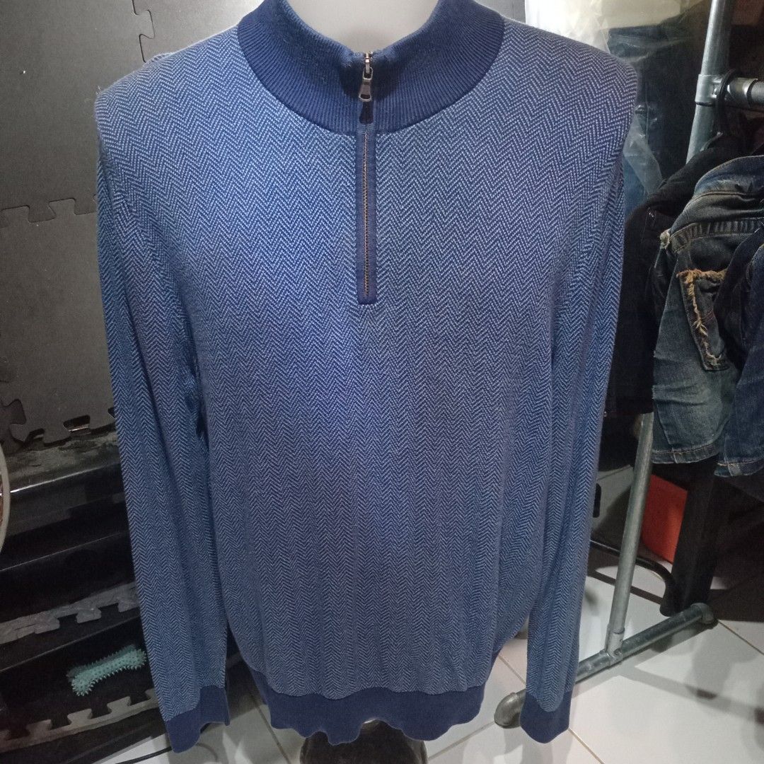 Knitted Quarter-Zip Sweater (MEN) (Category: Coats, Jackets and Outerwear) located in Angono. Submitted by thrifted.fashionshop (Listing ID 1470117709, Image 1). Description: Fit - large *cotton knitted *q-zip *light weight * NOTE: CUT TAG <COLORS MAY VARY DUE TO LIGHTING> MOP : Gcash only COURIER : Jnt / Lalamove REMINDER : Shipping fee ay hindi kasama sa presyo ng item.