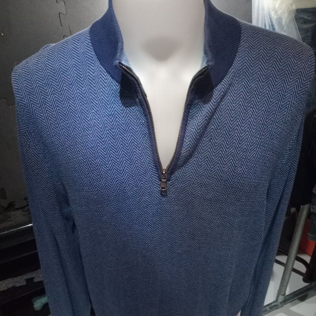 Knitted Quarter-Zip Sweater (MEN) (Category: Coats, Jackets and Outerwear) located in Angono. Submitted by thrifted.fashionshop (Listing ID 1470117709, Image 2). Description: Fit - large *cotton knitted *q-zip *light weight * NOTE: CUT TAG <COLORS MAY VARY DUE TO LIGHTING> MOP : Gcash only COURIER : Jnt / Lalamove REMINDER : Shipping fee ay hindi kasama sa presyo ng item.