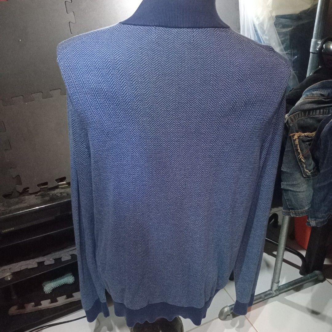 Knitted Quarter-Zip Sweater (MEN) (Category: Coats, Jackets and Outerwear) located in Angono. Submitted by thrifted.fashionshop (Listing ID 1470117709, Image 3). Description: Fit - large *cotton knitted *q-zip *light weight * NOTE: CUT TAG <COLORS MAY VARY DUE TO LIGHTING> MOP : Gcash only COURIER : Jnt / Lalamove REMINDER : Shipping fee ay hindi kasama sa presyo ng item.