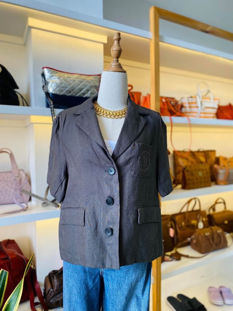 KOREAN LINEN BUTTON DOWN BLAZER (Category: Others Tops) located in Baguio. Submitted by asna_taku (Listing ID 1470045242, Image 3). Description: KOREAN LINEN BUTTON DOWN BLAZER MEDIUM ₱780.