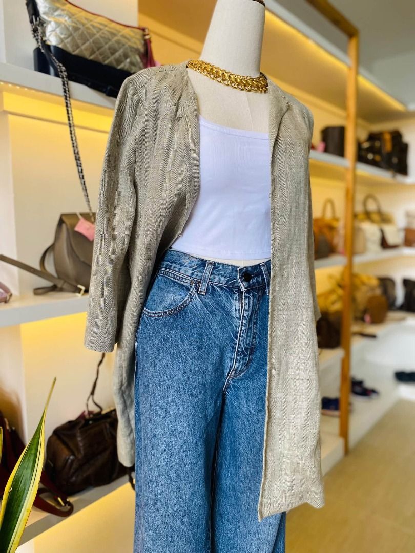 KOREAN LINEN COAT (Category: Coats, Jackets and Outerwear) located in Baguio. Submitted by asna_taku (Listing ID 1470034216, Image 2). Description: KOREAN LINEN COAT S-M ₱980.