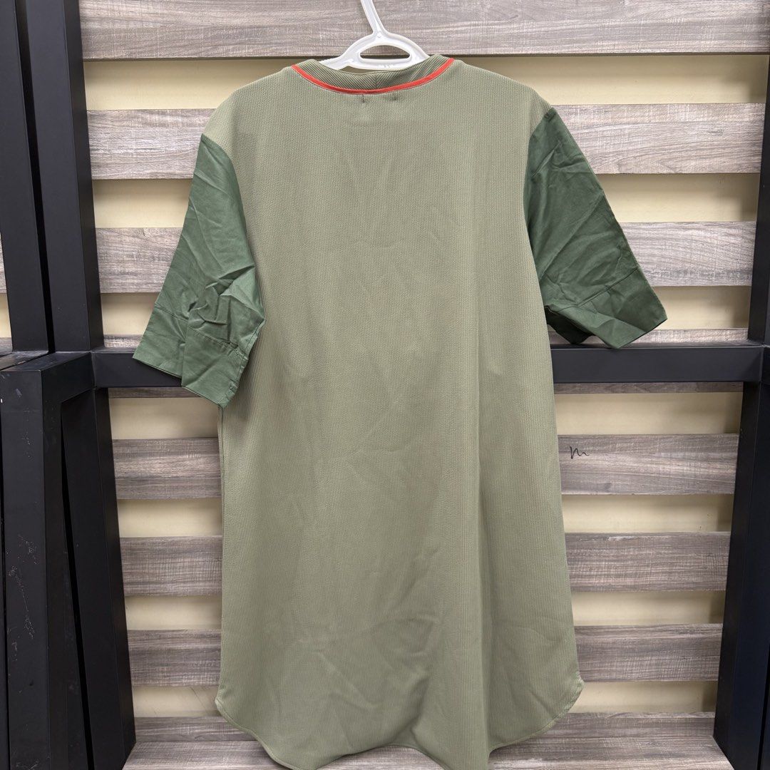 KUL Navy Green One Piece Top (Category: Others Tops) located in Mandaluyong City. Submitted by bestdressedph2025 (Listing ID 1470081892, Image 2). Description: MOP: GCash MOD: Lalamove/J&T LOCATION: Brgy. Addition Hills, Mandaluyong Discount avail for multiple items. Dimensions in Inches: Shoulder: 19 Bust: 21 Length: 39 Size on Tag: S/M PM for inquiries!.