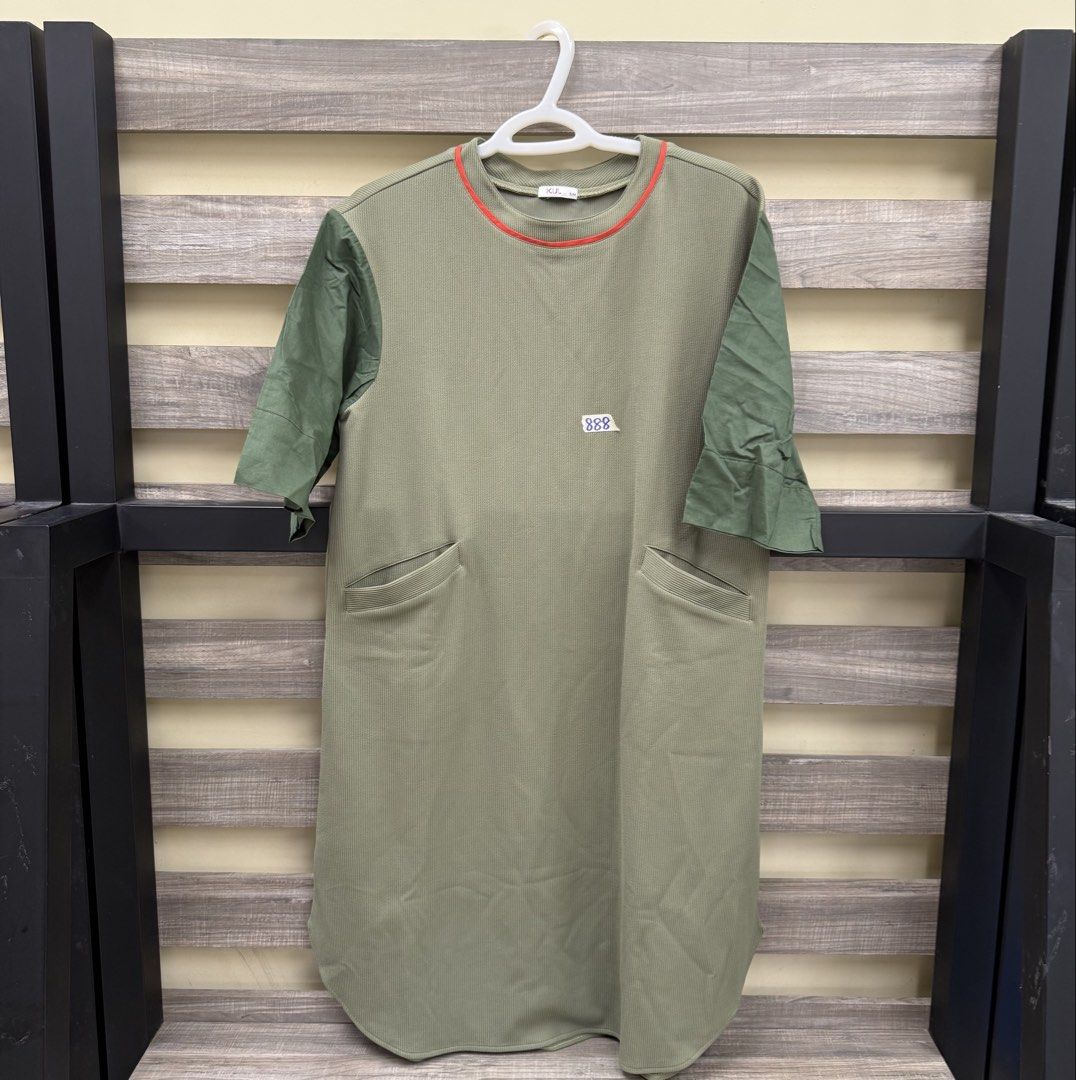 KUL Navy Green One Piece Top (Category: Others Tops) located in Mandaluyong City. Submitted by bestdressedph2025 (Listing ID 1470081892, Image 1). Description: MOP: GCash MOD: Lalamove/J&T LOCATION: Brgy. Addition Hills, Mandaluyong Discount avail for multiple items. Dimensions in Inches: Shoulder: 19 Bust: 21 Length: 39 Size on Tag: S/M PM for inquiries!.