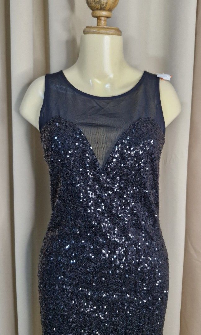 L: Forever 21 Sequined Dress (Category: Dresses) located in Calabanga. Submitted by deniseallyson (Listing ID 1470048812, Image 2). Description: .