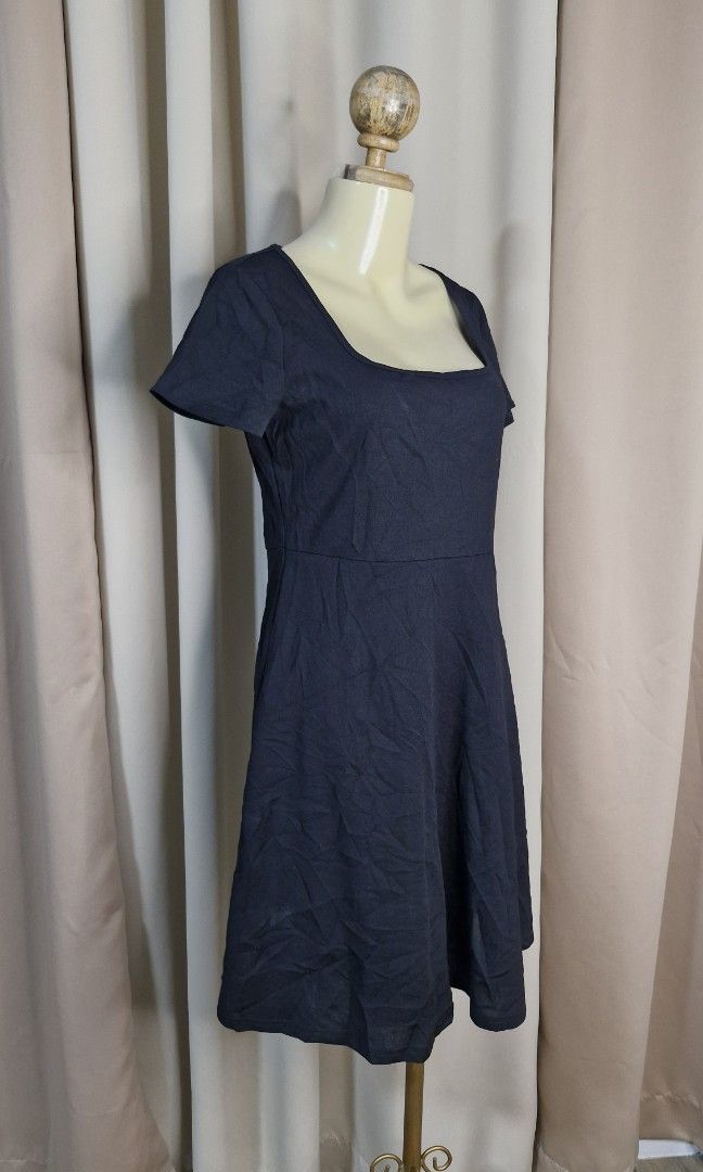 L: Shein Dress (Category: Dresses) located in Calabanga. Submitted by deniseallyson (Listing ID 1470048910, Image 2). Description: .