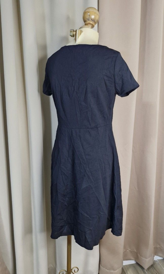 L: Shein Dress (Category: Dresses) located in Calabanga. Submitted by deniseallyson (Listing ID 1470048910, Image 3). Description: .