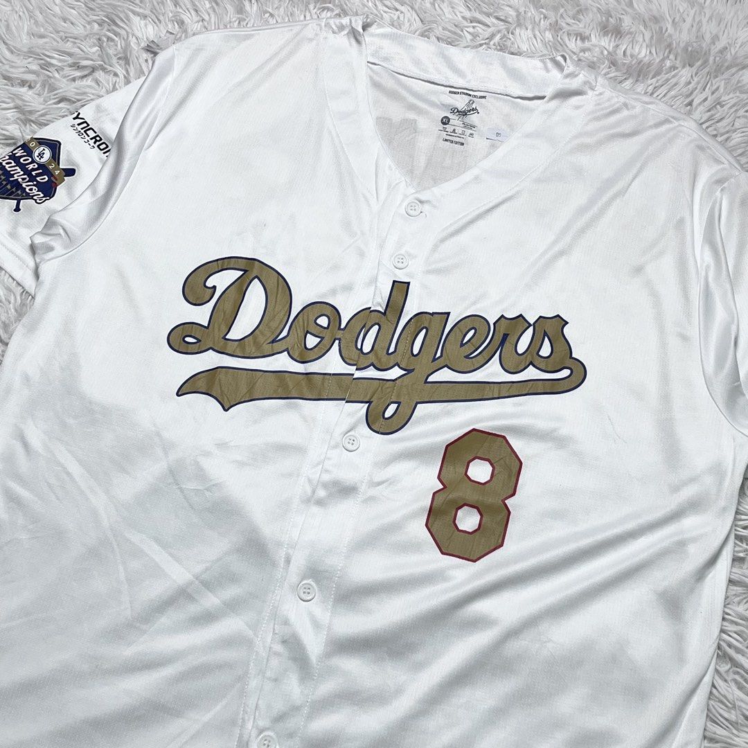 La dodgers MLB jersey (Category: Activewear) located in Baguio. Submitted by sellingtonshop (Listing ID 1469950300, Image 3). Description: u5. Los Angeles Dodgers Baseball Jersey #8 Hernandez by Dodgers Stadium Size: XL Dimes: 32*26 Condition: excellent Issue: washable dirt, fresh from box Mine:980 Steal: 1080 Grab: 1280.