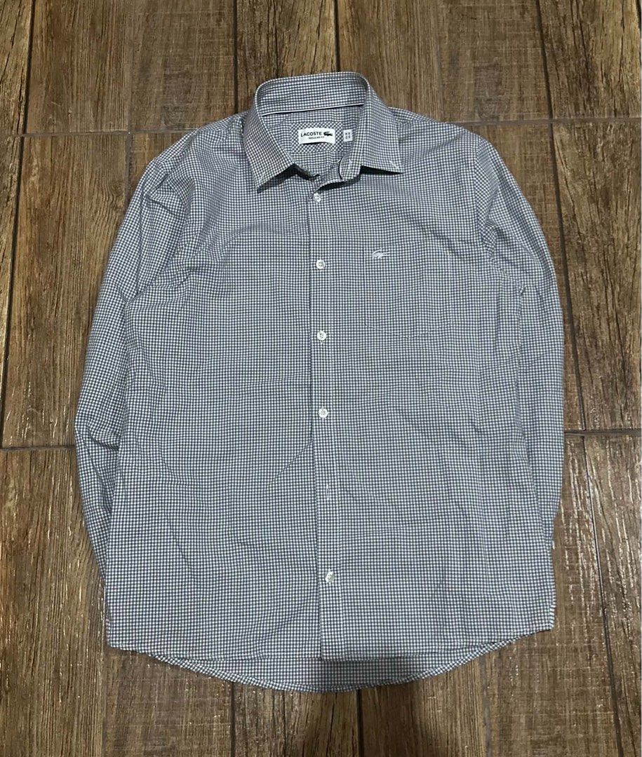 LACOSTE GREY LONGSLEEVE (Category: Longsleeves) located in Manila. Submitted by urban.vintage (Listing ID 1470068872, Image 1). Description: ISSUE: NONE ( NEED WASH ) MOP :GCASH ( NO COD ) SHIP VIA : LALAMOVE & J&T LOCATION : PASIG CITY LENGTH : 27 WIDTH : 20.