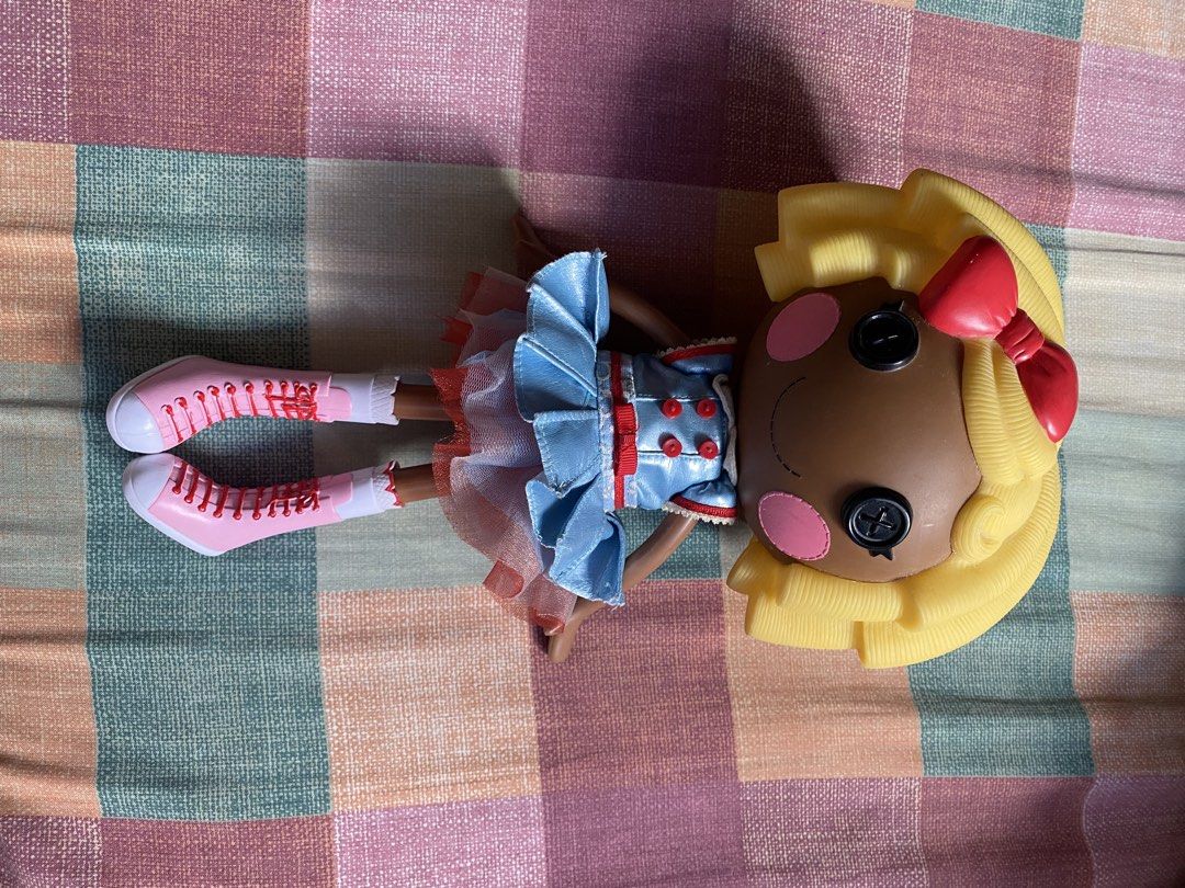 Lalaloopsy Dot starlight doll (Category: Kids Toys) located in Marilao. Submitted by kylejay_15 (Listing ID 1469988849, Image 2). Description: -maganda pa -no pet -no flaws or gasgas -soft head -need lang ng clean up since haling sa alikabok but over no prob -jnt or ur choice of courier -may bawas sa sure buyer.