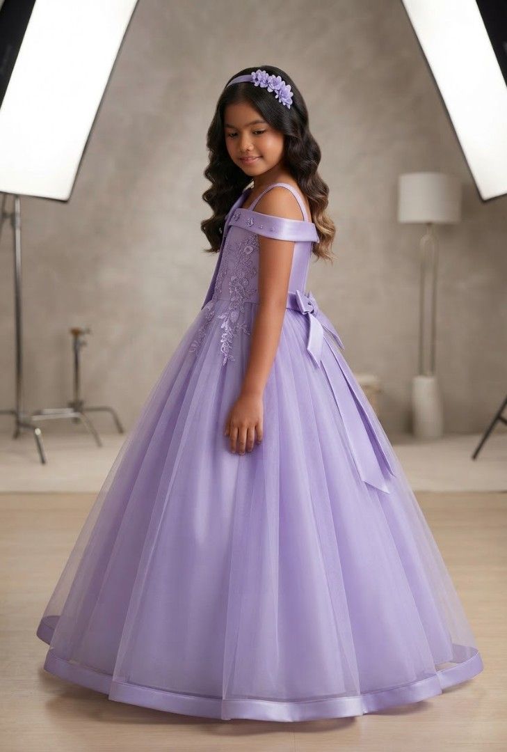 Lavender flower girl formal dress gown with tulle, Women's Fashion ...