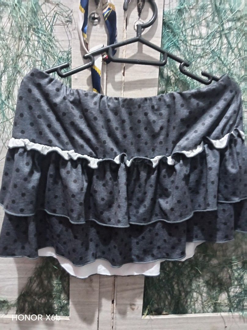 Layered Ruffle Mini Skirt Bundle Multiple Colors (Category: Skirts) located in Manila. Submitted by tuesdaymari (Listing ID 1470041627, Image 1). Description: - Bundle includes 4 mini skirts: grey polka dot, white, black, and bright red - Features a trendy folded waistband and cute flared design - Stretchy, comfortable material for all-day wear - Versatile pieces great for school, casual days, or going out - Easy to mix and match with various top