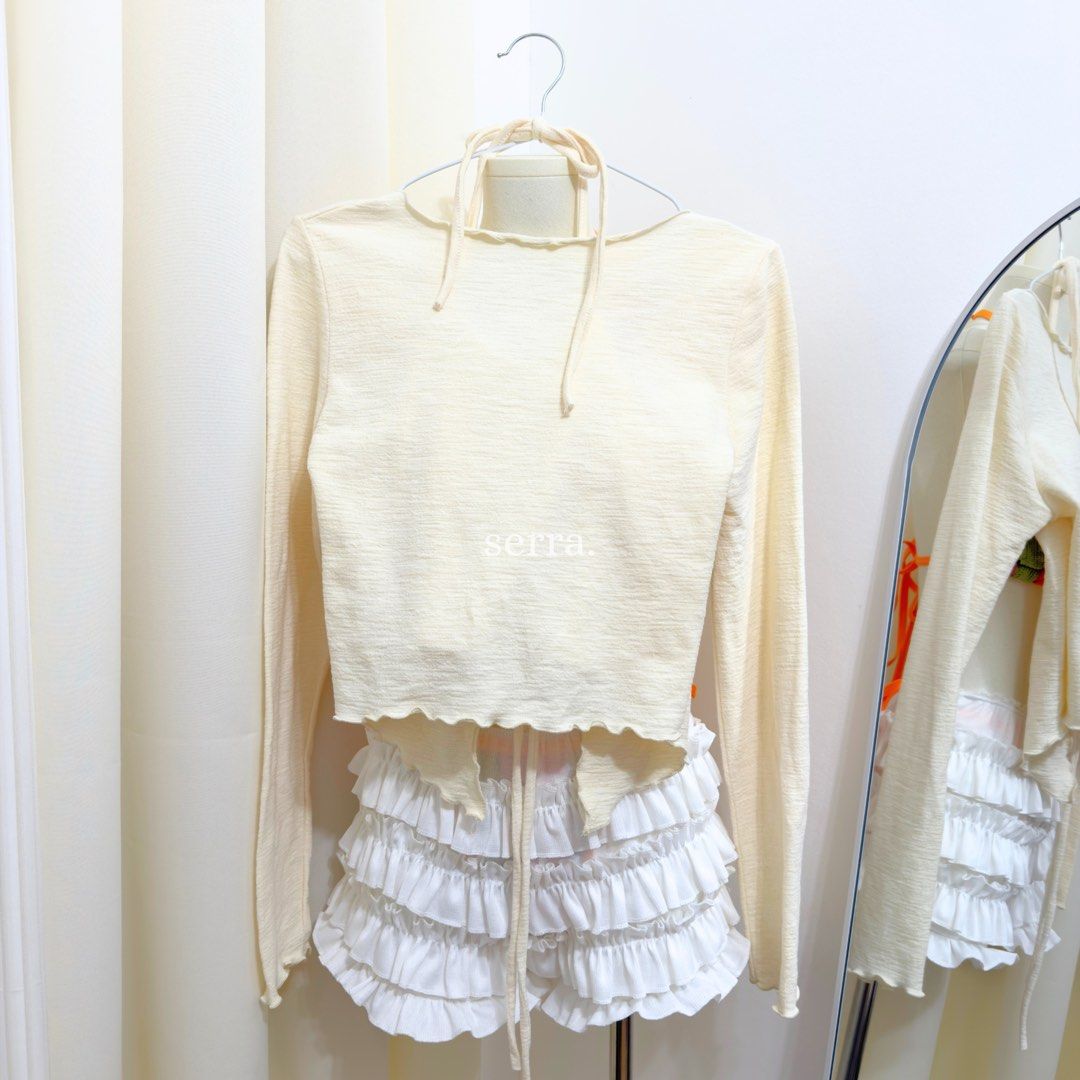 Layered Style Long-sleeved Top (Category: Longsleeves) located in Subic. Submitted by serra. (Listing ID 1469958233, Image 3). Description: 🎀Size: Xs-S 🎀Washed and ready to wear! 📍Subic, Zambales 💵Payment first via Gcash 📦Shipping nationwide via J&T.