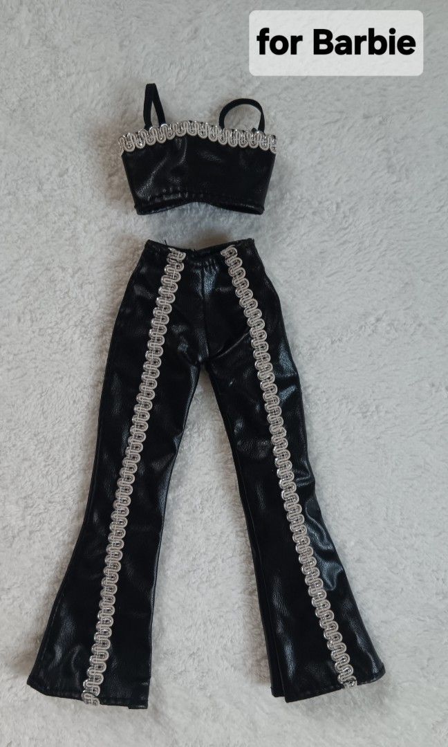 Leather made for Myscene /Barbie (Category: Kids Toys) located in Bacolod City. Submitted by miztyzaah0622 (Listing ID 1469966459, Image 1). Description: Issue: ung back part ng pants has small leather ripped..