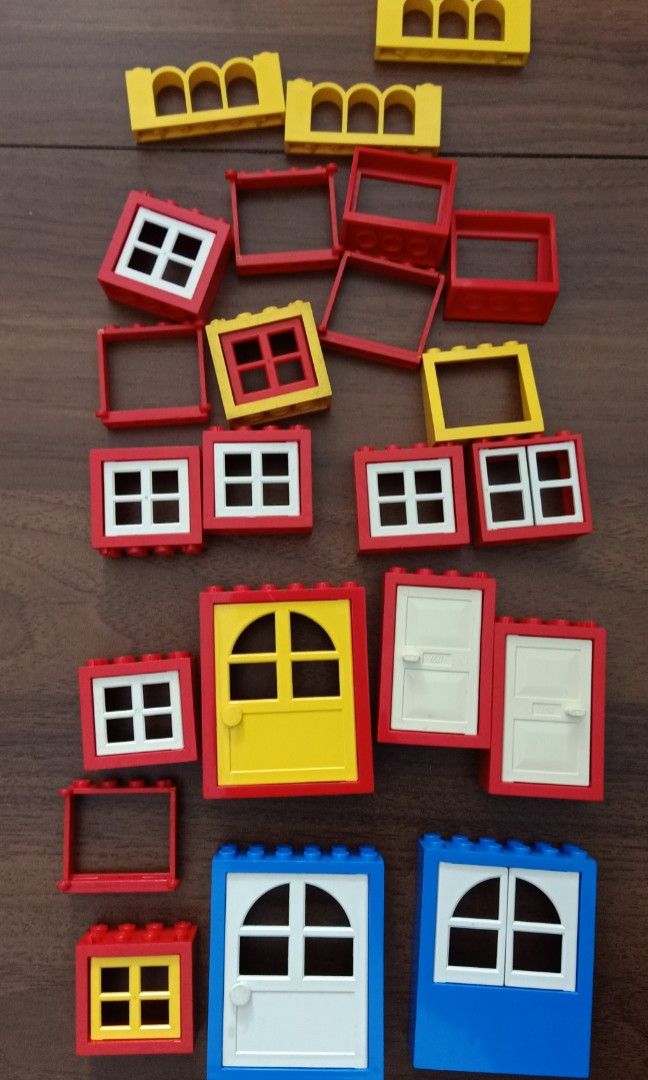 Lego Classics (Category: Lego & Building Sets) located in Sorsogon. Submitted by divs4joy (Listing ID 1470003487, Image 3). Description: Lego Classic 655❌❌❌❌ 👉 600++++pcs. 👉 as it is; WYSIWYG. 👉 see other photos for details..