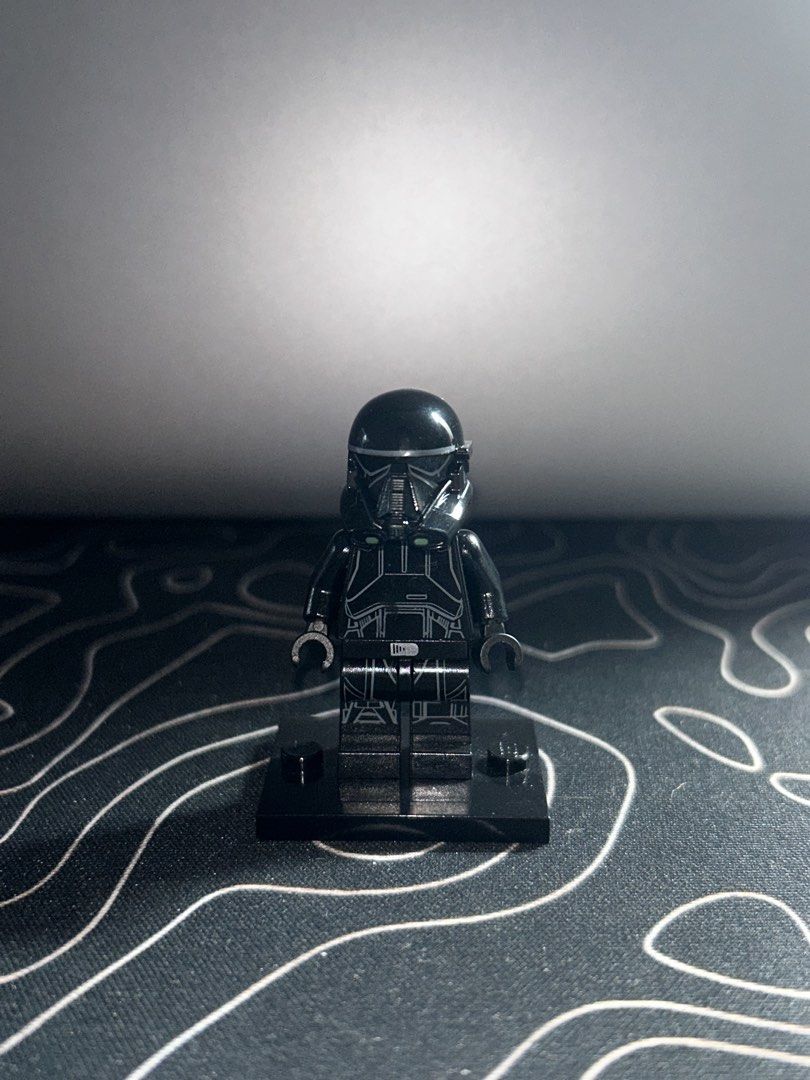 LEGO Star Wars - Imperial Death Trooper Minifigure (Category: Lego & Building Sets) located in Bulacan. Submitted by dm07_ (Listing ID 1470044912, Image 1). Description: ✅ Authentic ☑️ WYSIWYG.